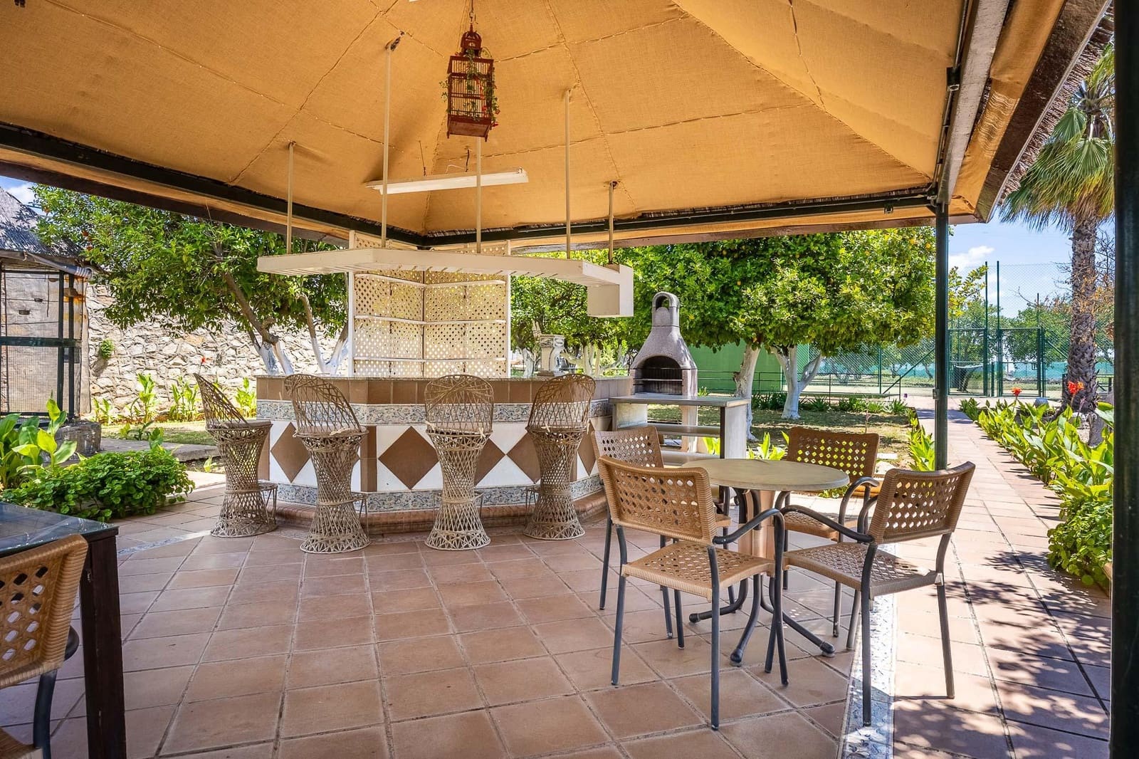 7 soverom Finca/Herregård til salgs i Sanlucar la Mayor med svømmebasseng garasje - € 1 245 500 (Ref: 9861966)
