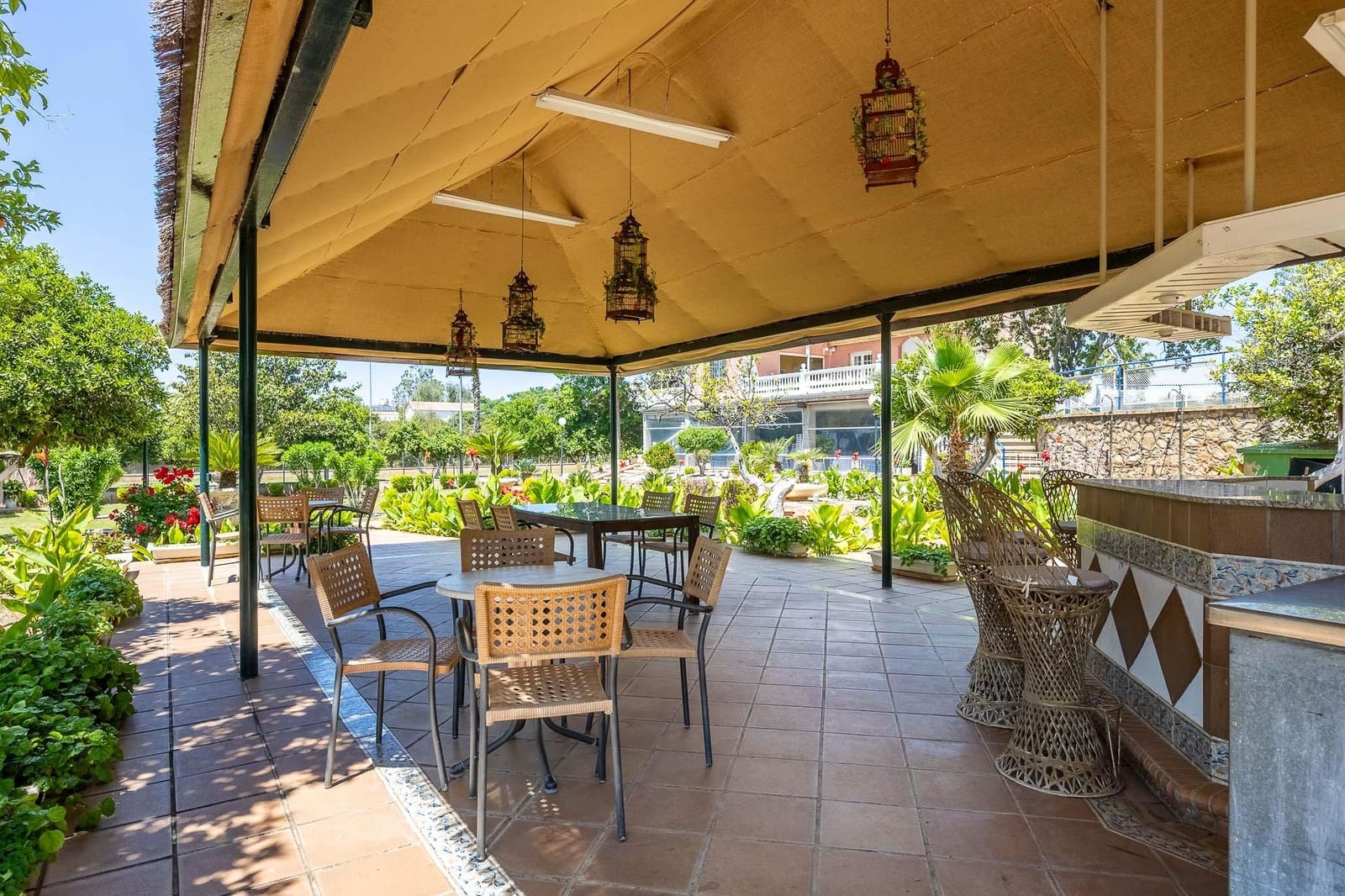7 soverom Finca/Herregård til salgs i Sanlucar la Mayor med svømmebasseng garasje - € 1 245 500 (Ref: 9861966)