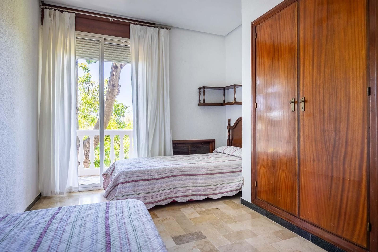 7 soveværelse Finca/Landehus til salg i Sanlucar la Mayor med swimmingpool garage - € 1.245.500 (Ref: 9861966)
