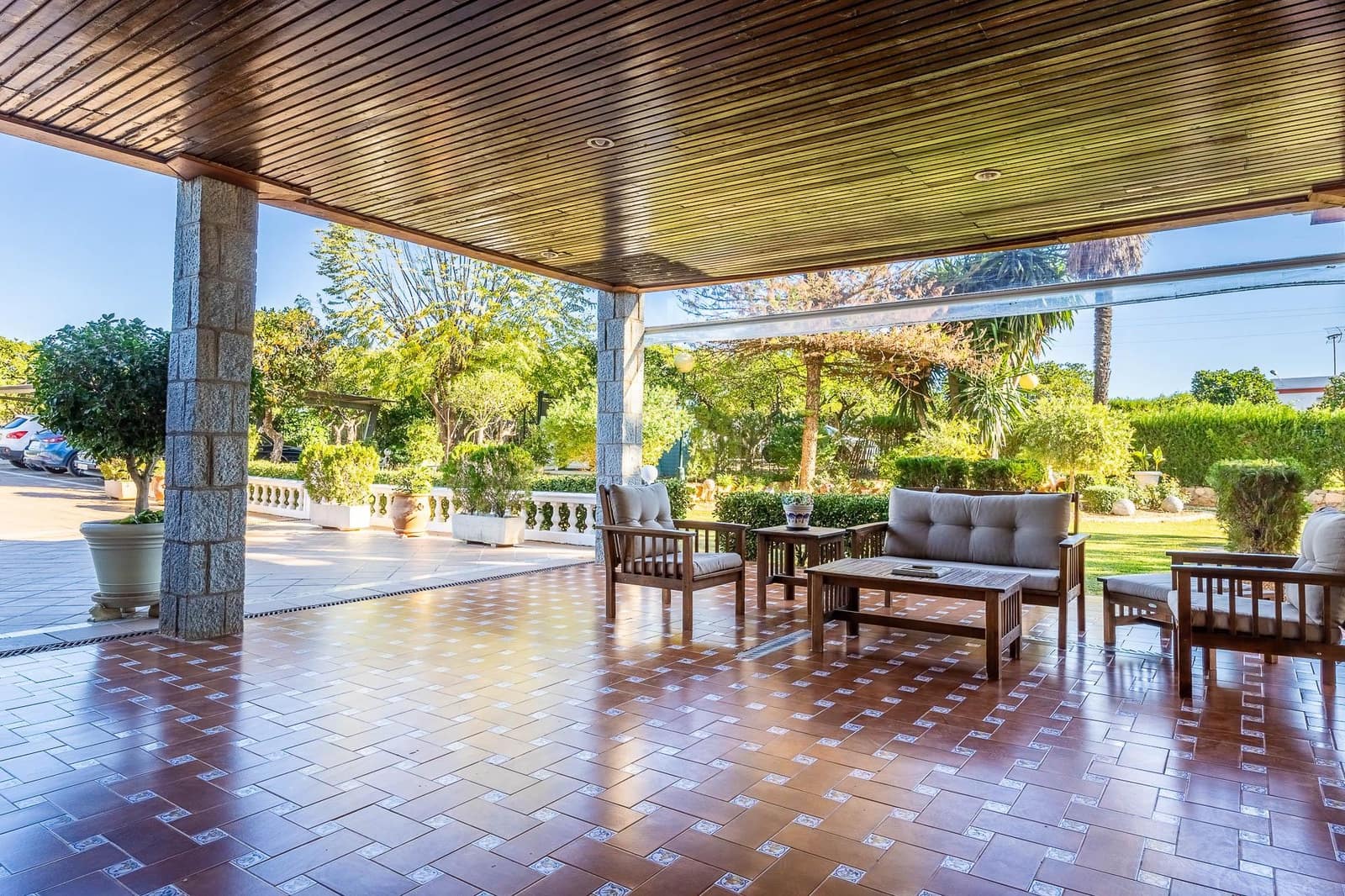 7 soveværelse Finca/Landehus til salg i Sanlucar la Mayor med swimmingpool garage - € 1.245.500 (Ref: 9861966)