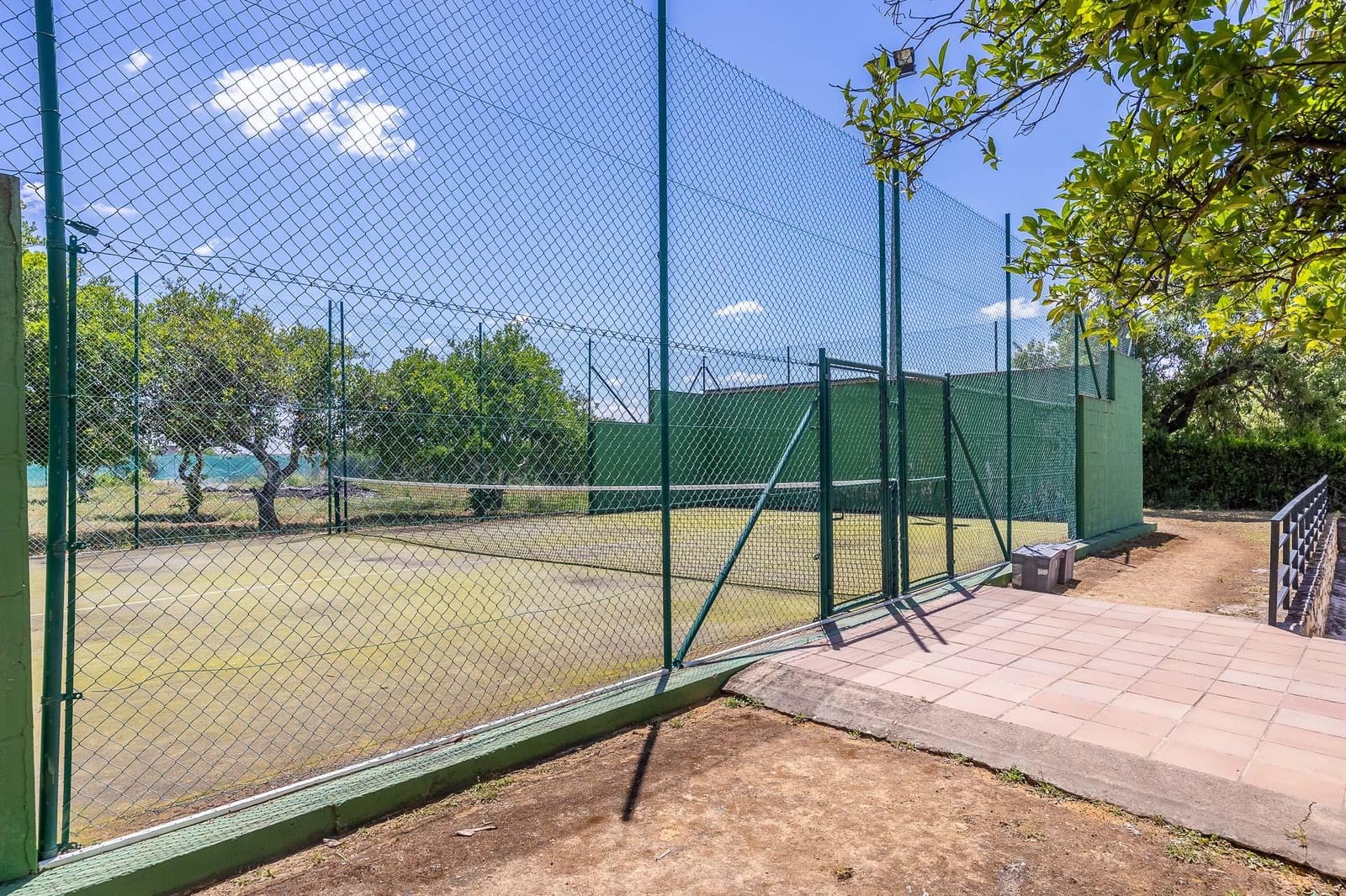 7 soveværelse Finca/Landehus til salg i Sanlucar la Mayor med swimmingpool garage - € 1.245.500 (Ref: 9861966)