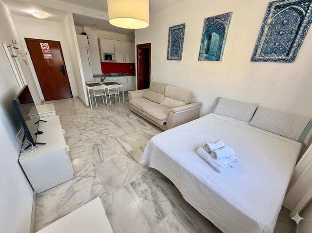 1 bedroom Apartment for sale in Bormujos with pool garage - € 138,000 (Ref: 9868696)