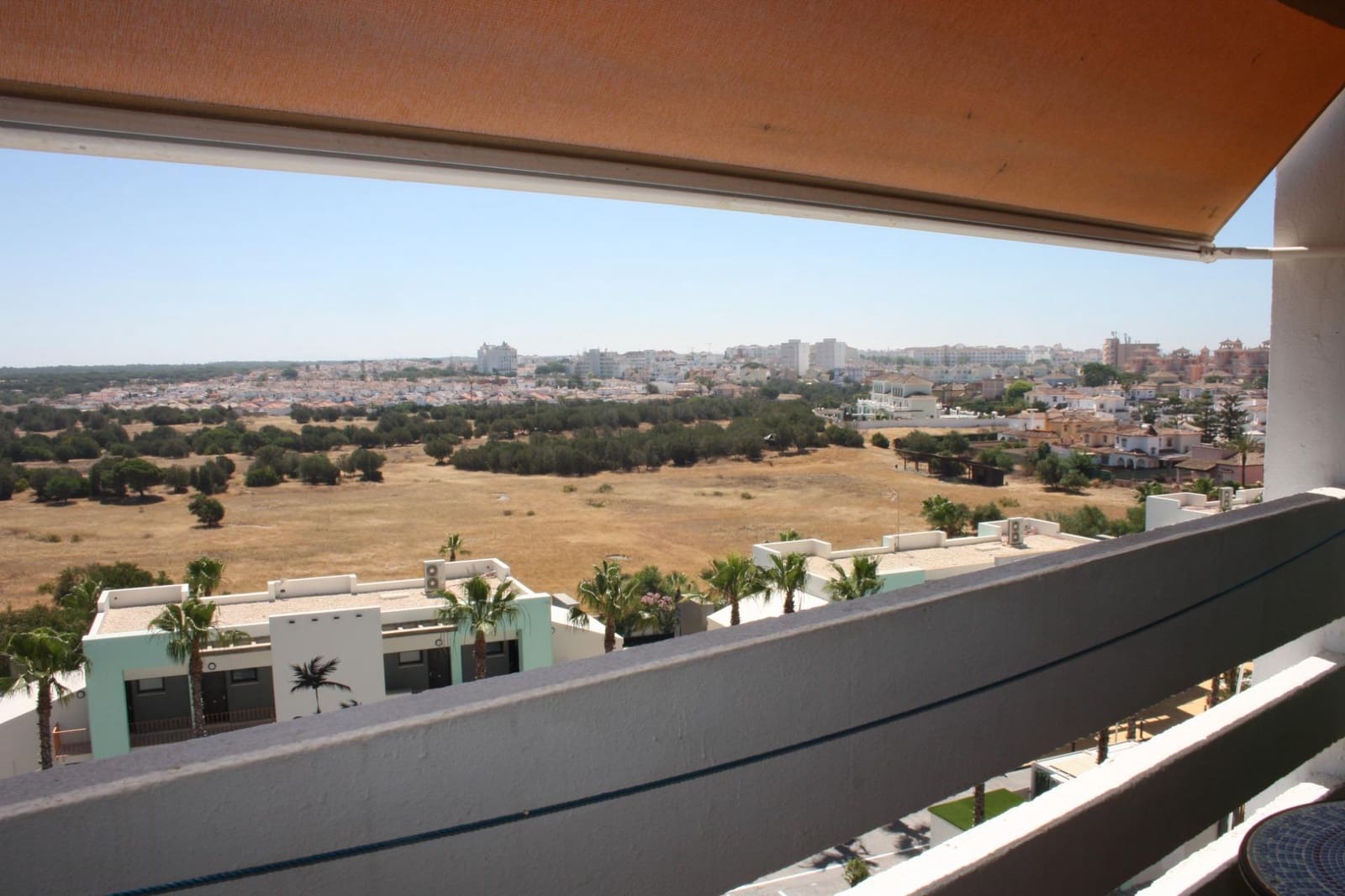 Estúdio para venda em Matalascanas com piscina - 125 000 € (Ref: 9884929)