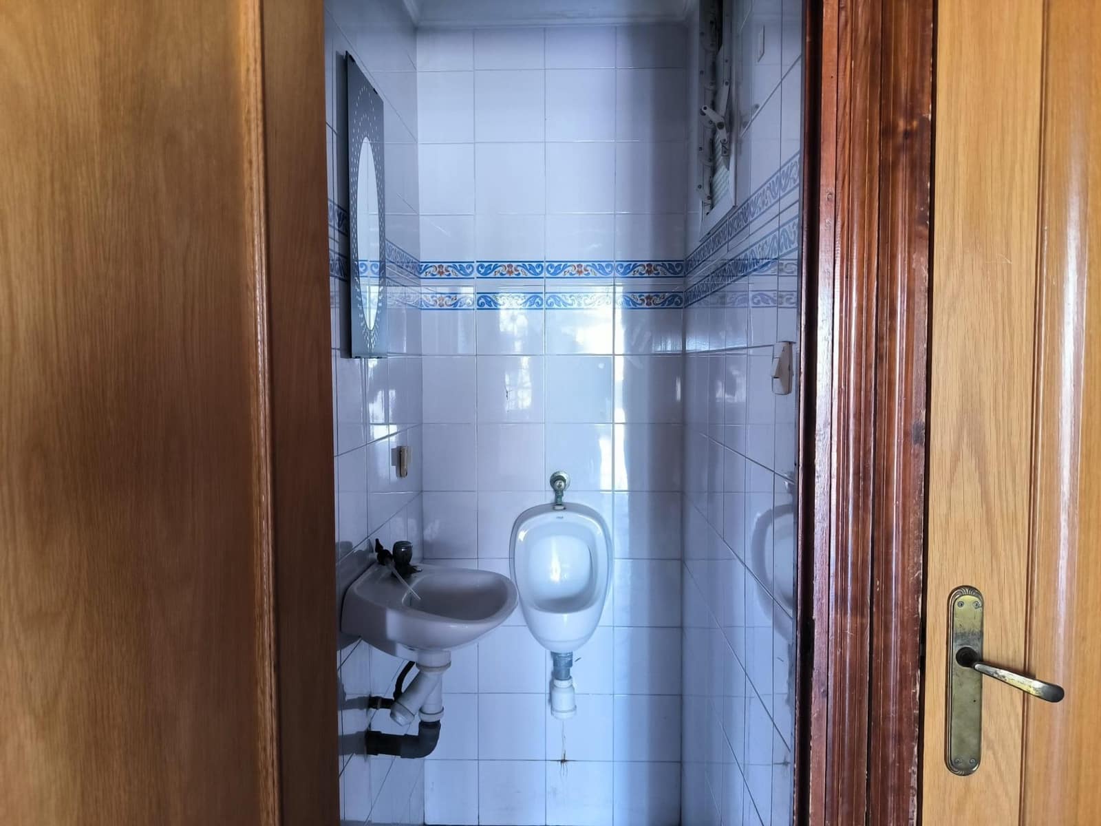 Comercial para venda em Tocina - 45 000 € (Ref: 9893997)