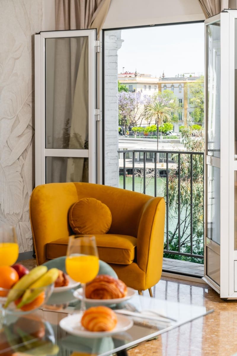 Appartement de 1 chambre à louer à Seville ville - 1 300 € (Ref: 9898908)