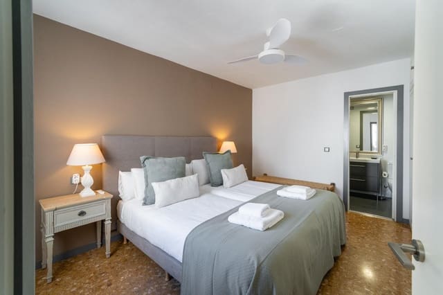 1 slaapkamer Flat te huur in Sevilla stad - € 1.300 (Ref: 9898908)