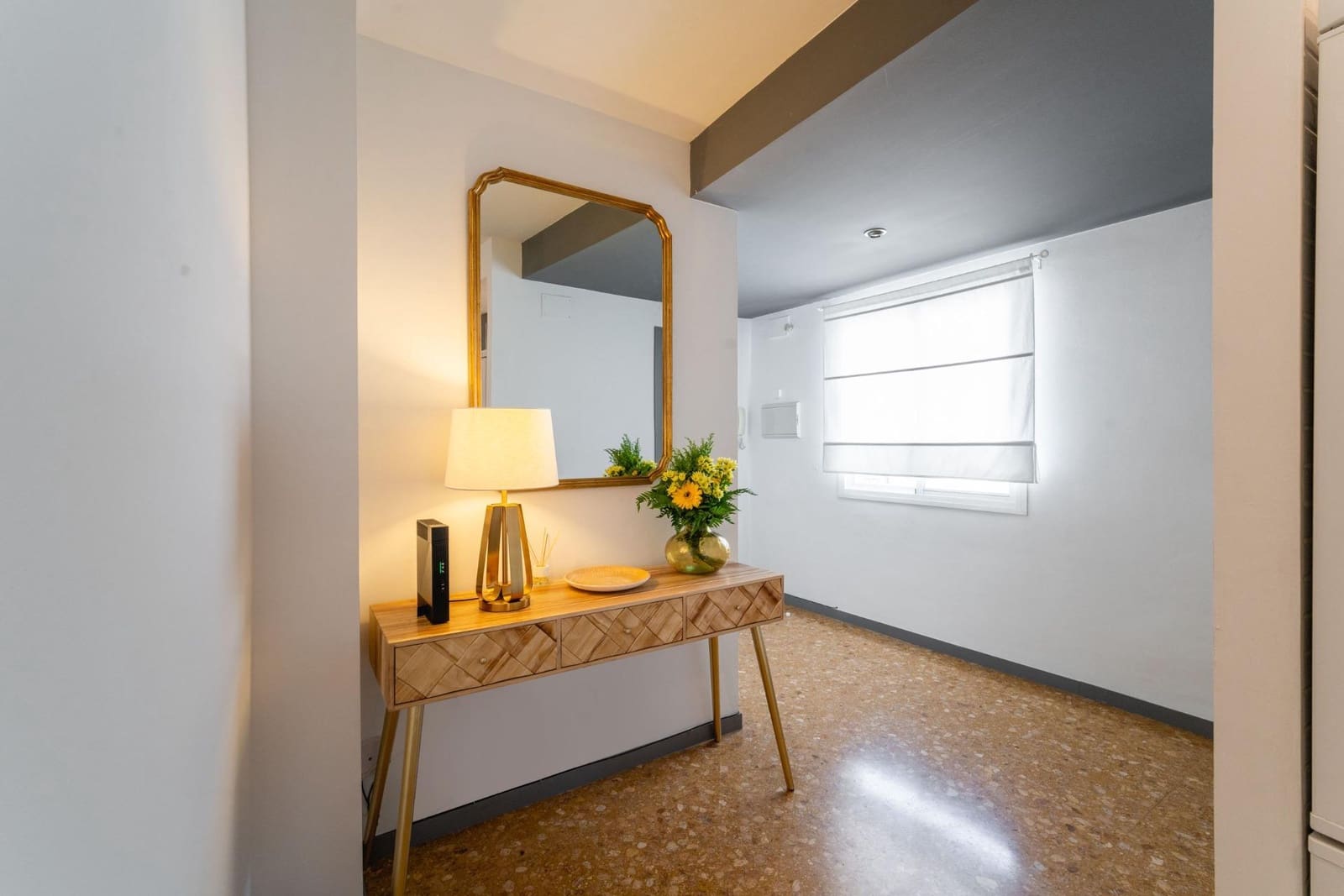 Appartement de 1 chambre à louer à Seville ville - 1 300 € (Ref: 9898908)