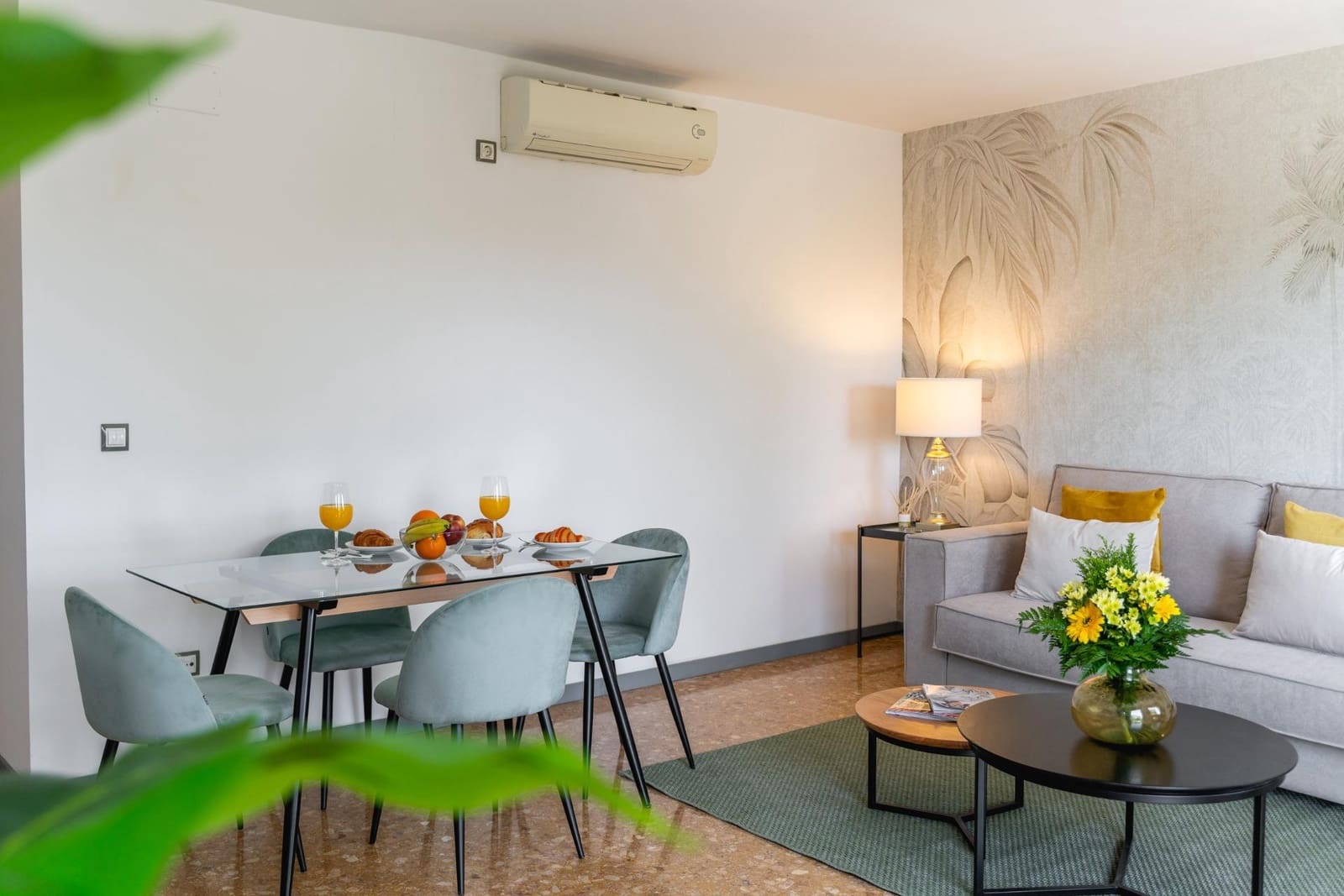 Appartement de 1 chambre à louer à Seville ville - 1 300 € (Ref: 9898908)