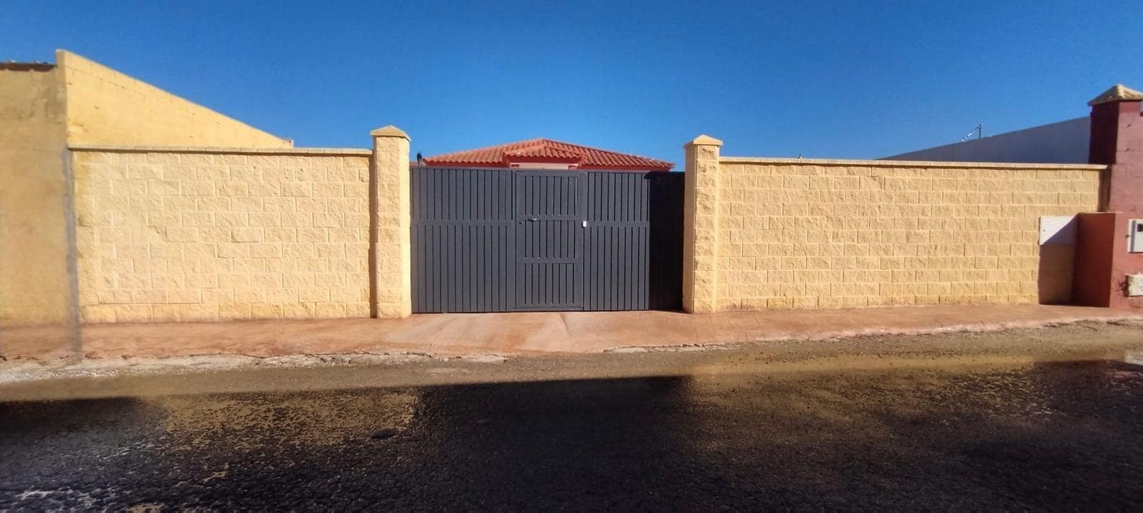 3 quarto Moradia para venda em Carmona com piscina - 170 000 € (Ref: 9911159)