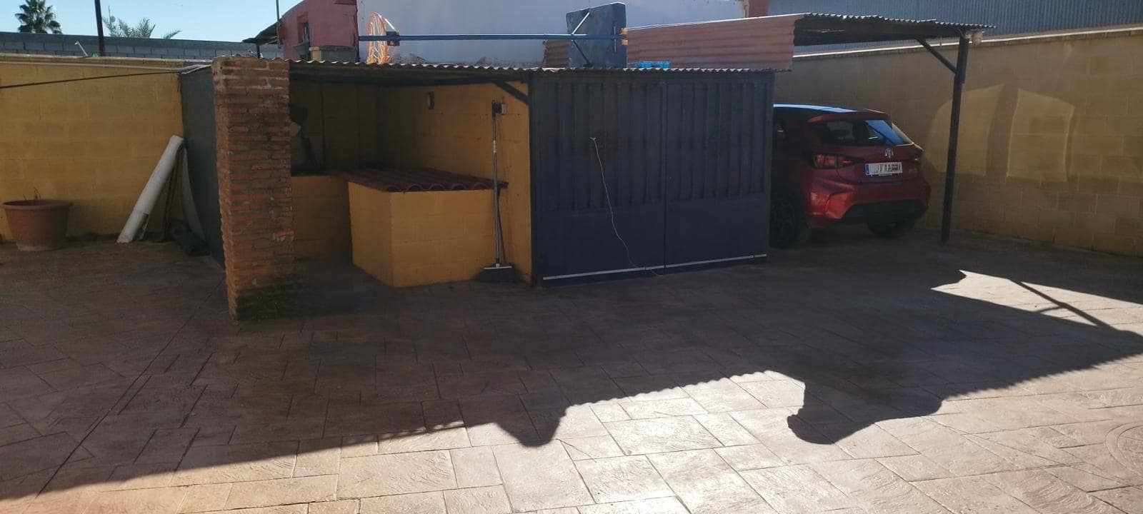 3 quarto Moradia para venda em Carmona com piscina - 170 000 € (Ref: 9911159)