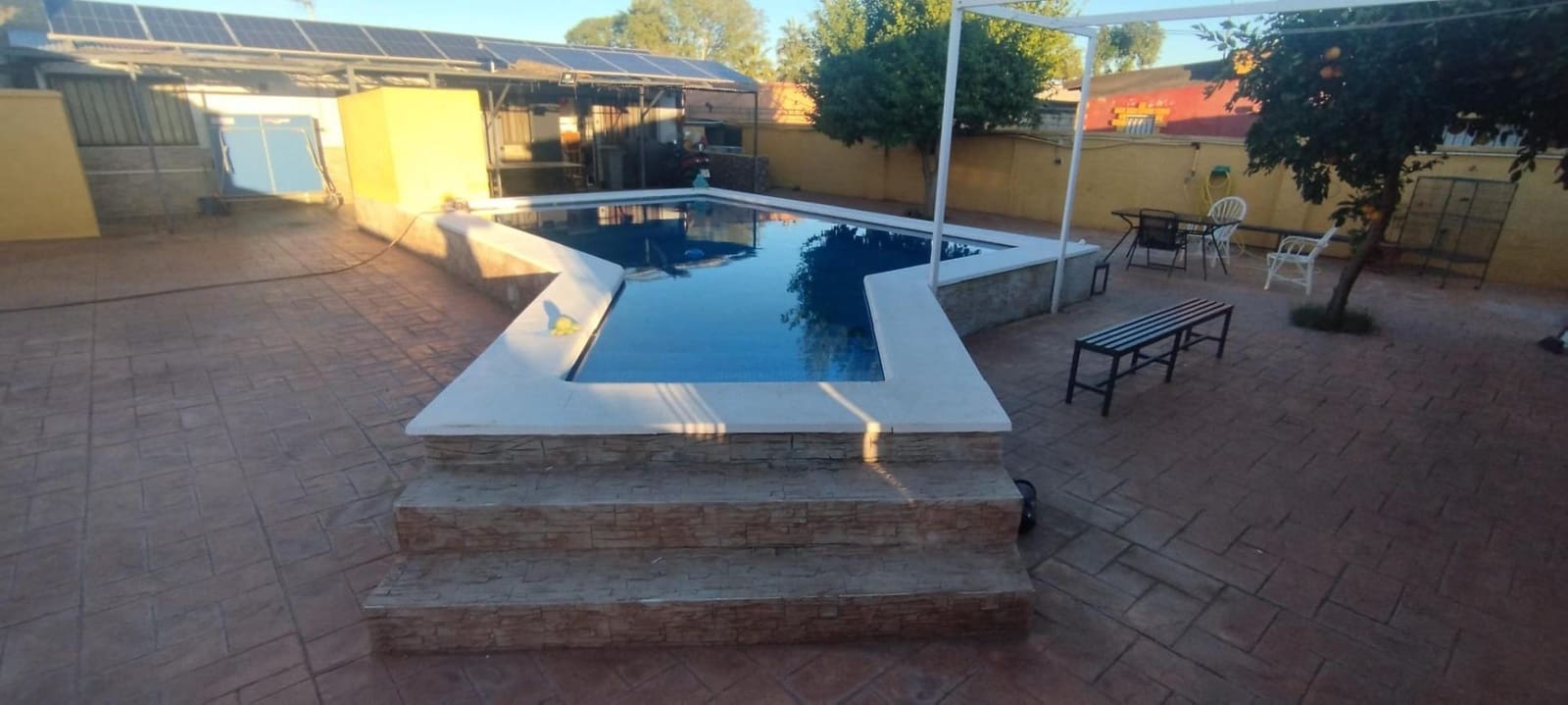 3 quarto Moradia para venda em Carmona com piscina - 170 000 € (Ref: 9911159)
