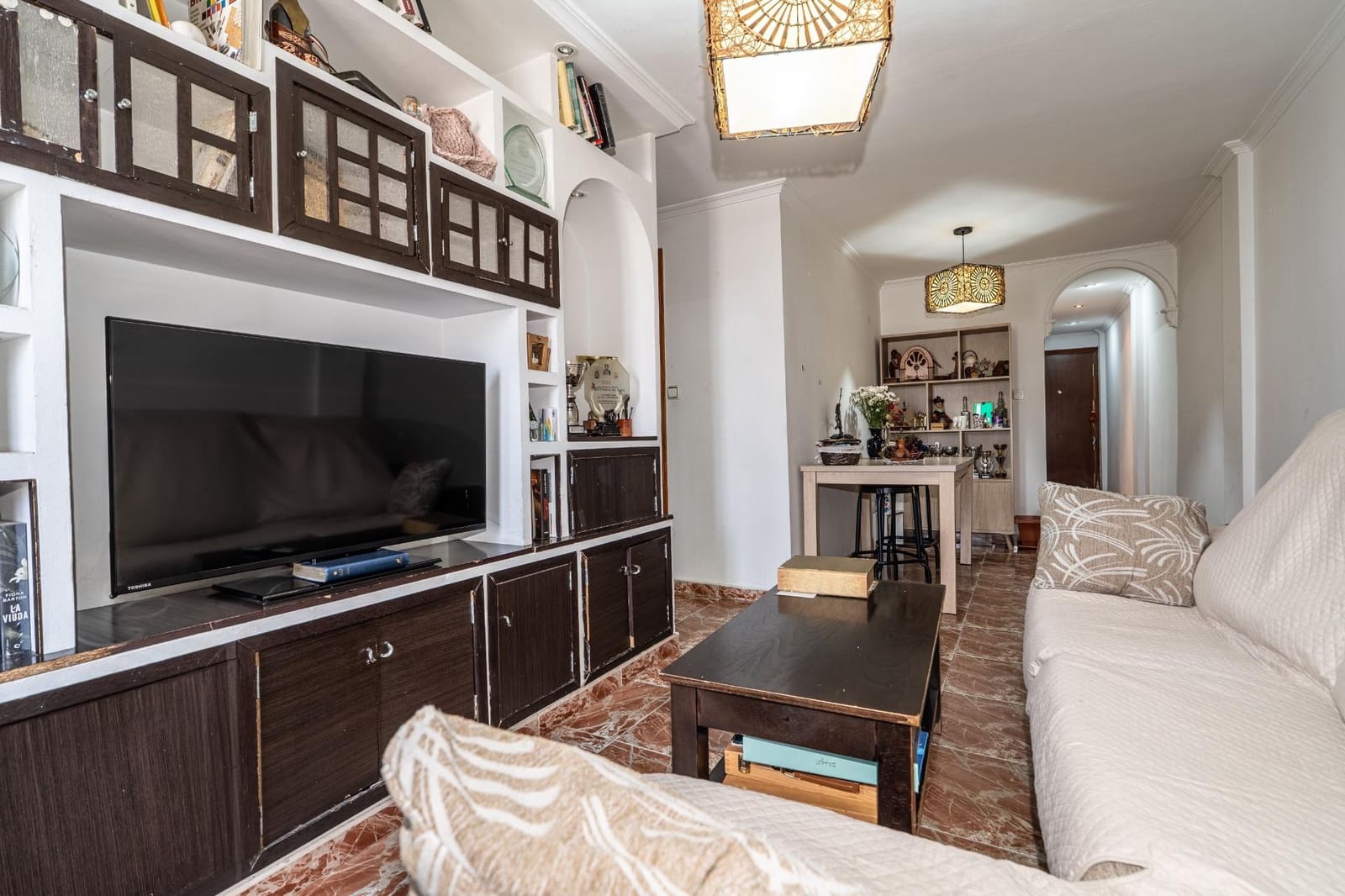 3 bedroom Flat for sale in San Juan de Aznalfarache - € 120,000 (Ref: 9922397)