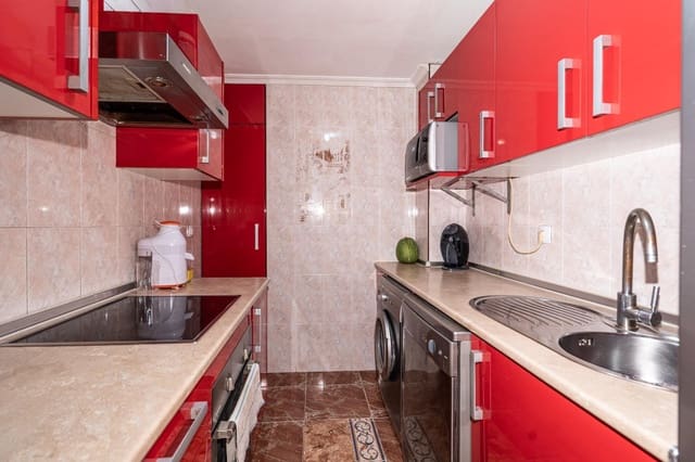 Piso de 3 habitaciones en San Juan de Aznalfarache en venta - 120.000 € (Ref: 9922397)