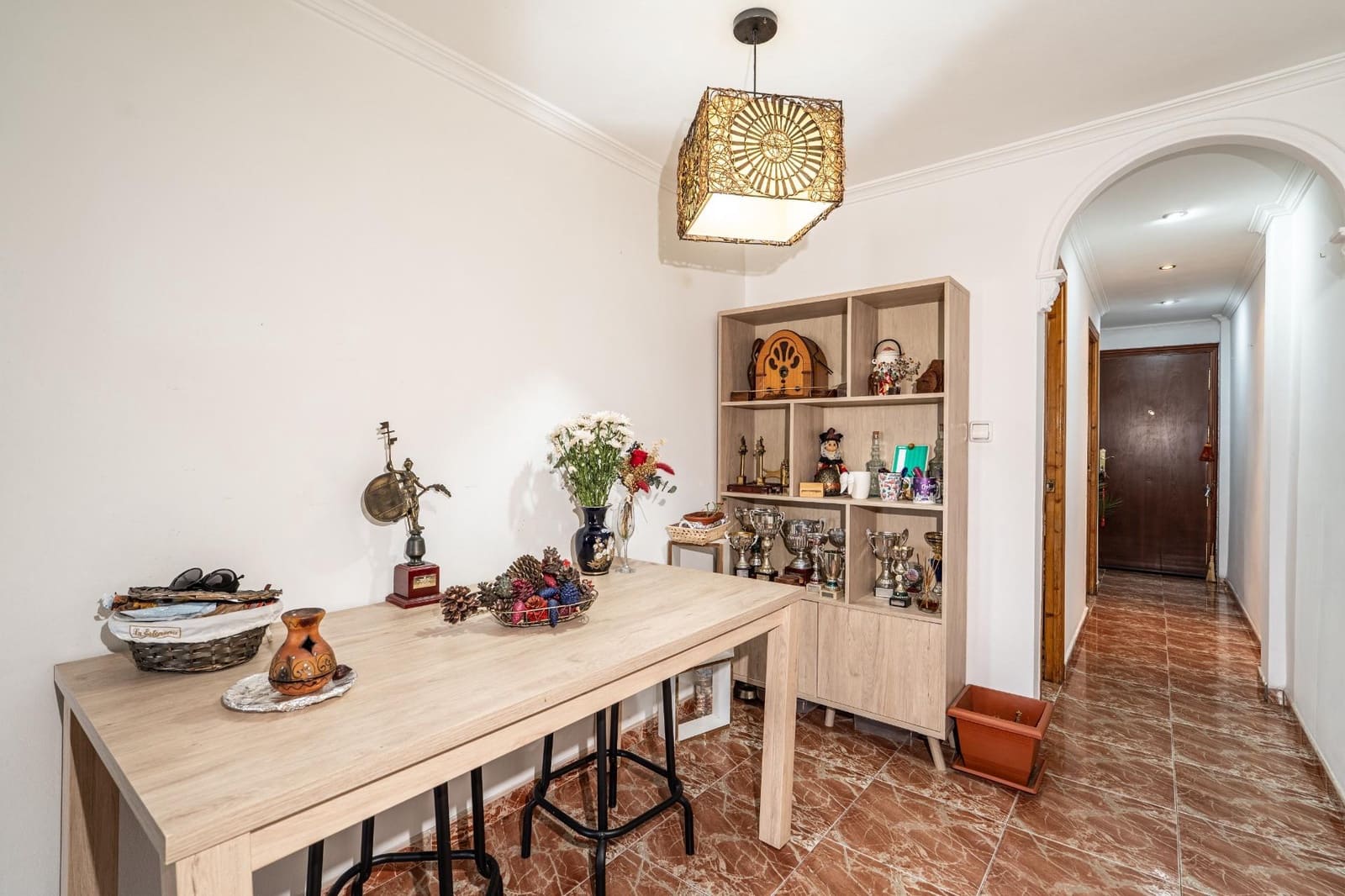 3 bedroom Flat for sale in San Juan de Aznalfarache - € 120,000 (Ref: 9922397)