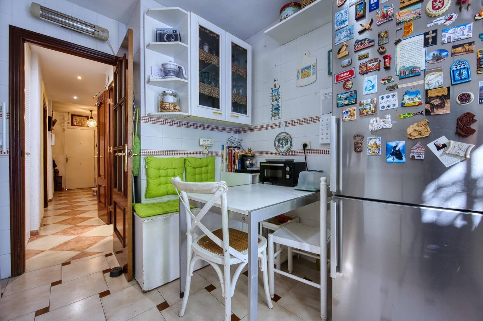 5 bedroom Terraced Villa for sale in Mairena del Aljarafe with pool - € 305,000 (Ref: 9922398)