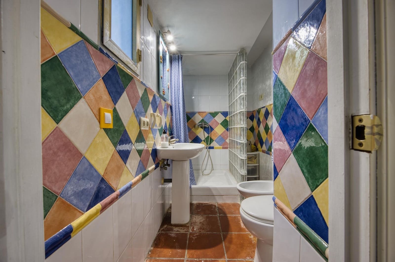 5 bedroom Terraced Villa for sale in Mairena del Aljarafe with pool - € 305,000 (Ref: 9922398)