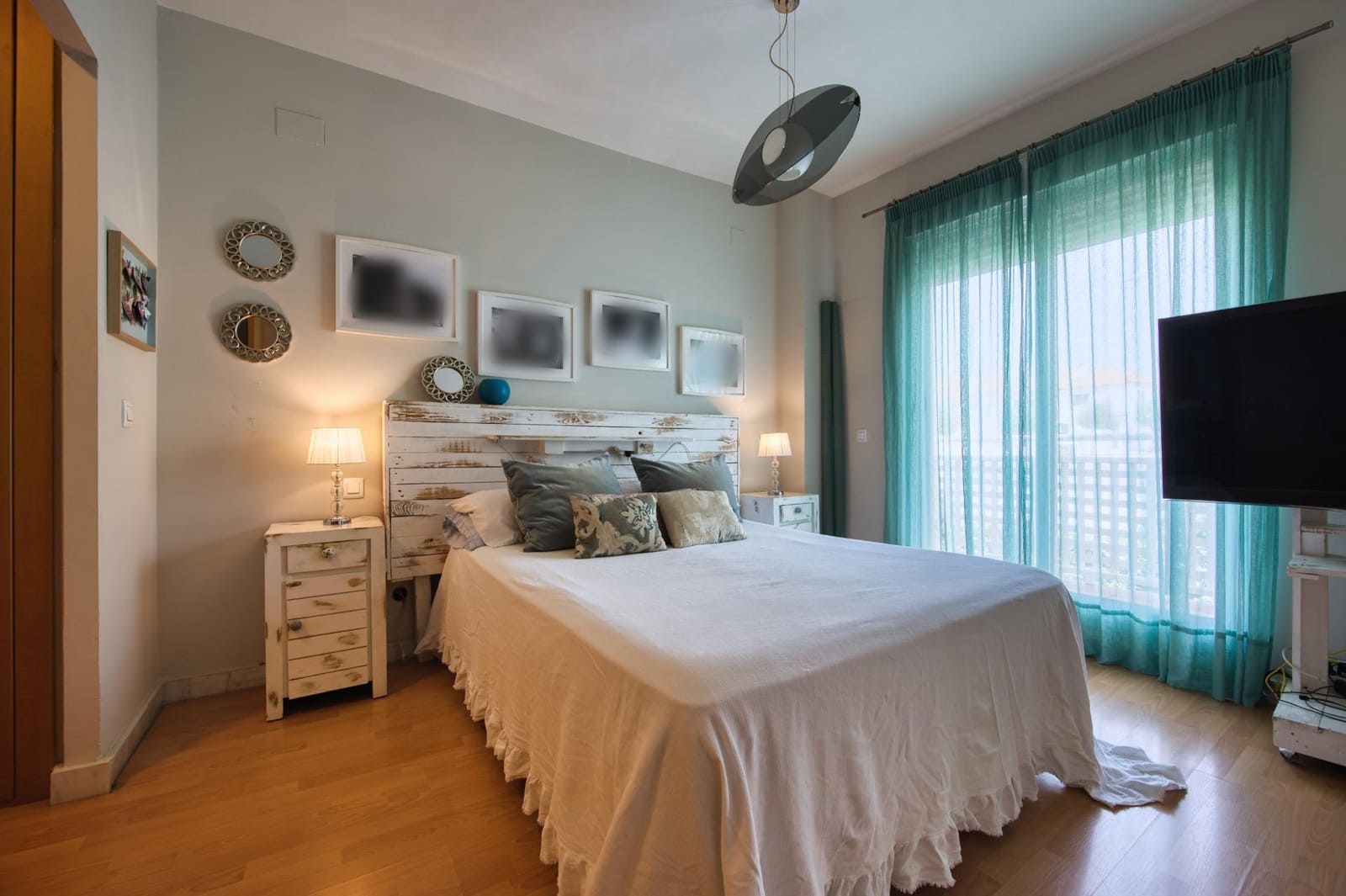 4 quarto Moradia Geminada para venda em Espartinas com piscina garagem - 360 000 € (Ref: 9940064)