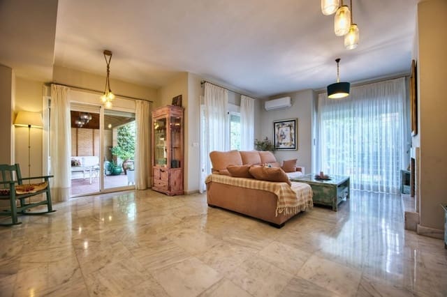 4 sovrum Semi-fristående Villa till salu i Espartinas med pool garage - 360 000 € (Ref: 9940064)