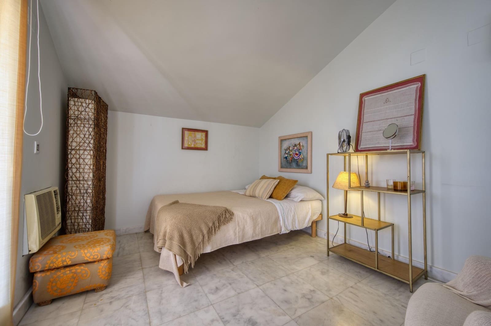 4 quarto Moradia Geminada para venda em Espartinas com piscina garagem - 360 000 € (Ref: 9940064)