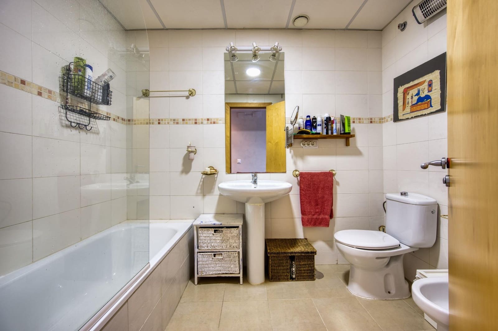 4 quarto Moradia Geminada para venda em Espartinas com piscina garagem - 360 000 € (Ref: 9940064)