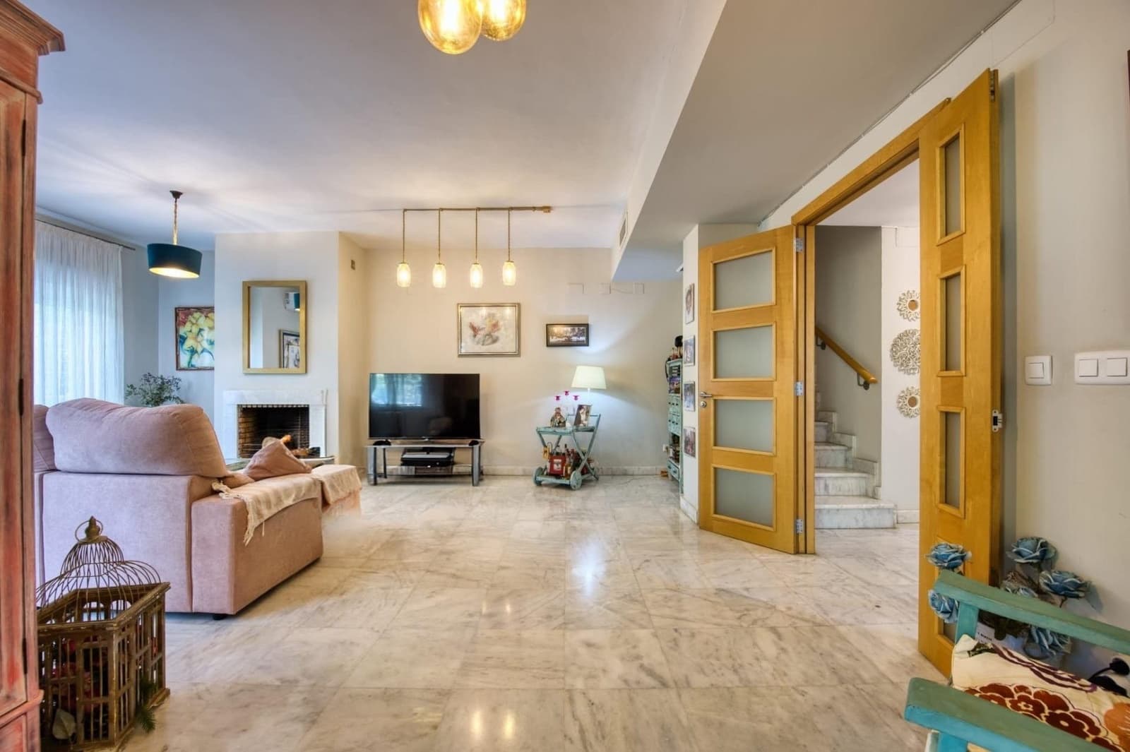 4 bedroom Semi-detached Villa for sale in Espartinas with pool garage - € 360,000 (Ref: 9940064)