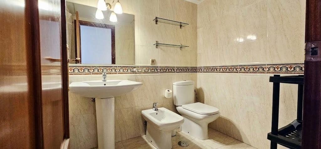 4 camera da letto Appartamento in vendita in Cordova citta con garage - 345.000 € (Rif: 9942613)