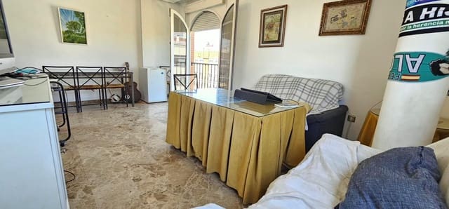 4 sypialnia Mieszkanie na sprzedaż w Ciudad Jardín, Miasto Kordoba z garażem - 345 000 € (Ref: 9942613)
