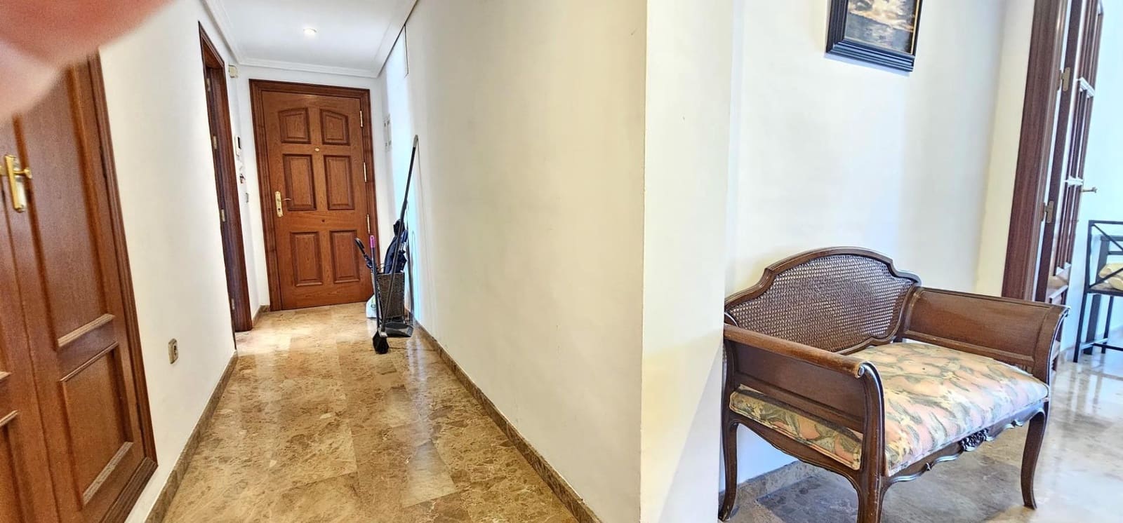 4 camera da letto Appartamento in vendita in Cordova citta con garage - 345.000 € (Rif: 9942613)