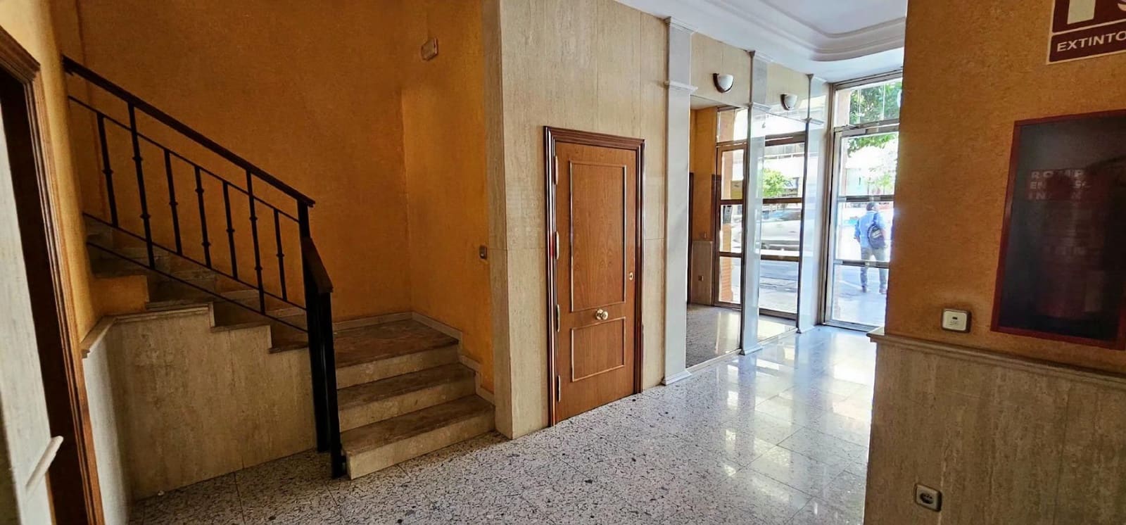 4 camera da letto Appartamento in vendita in Cordova citta con garage - 345.000 € (Rif: 9942613)