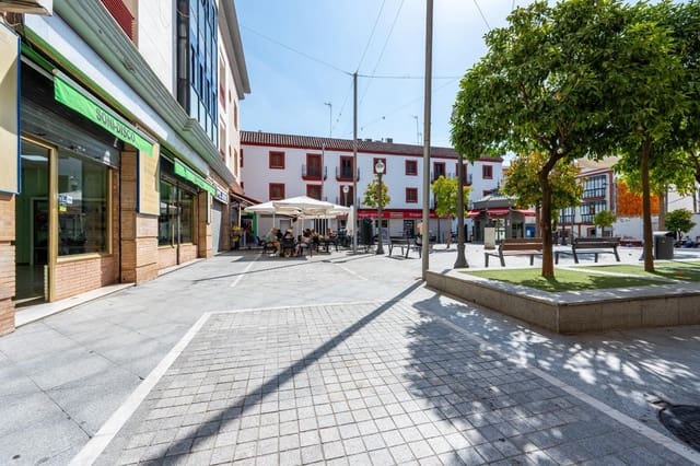 Commerciale in vendita in Dos Hermanas - 229.000 € (Rif: 9962787)