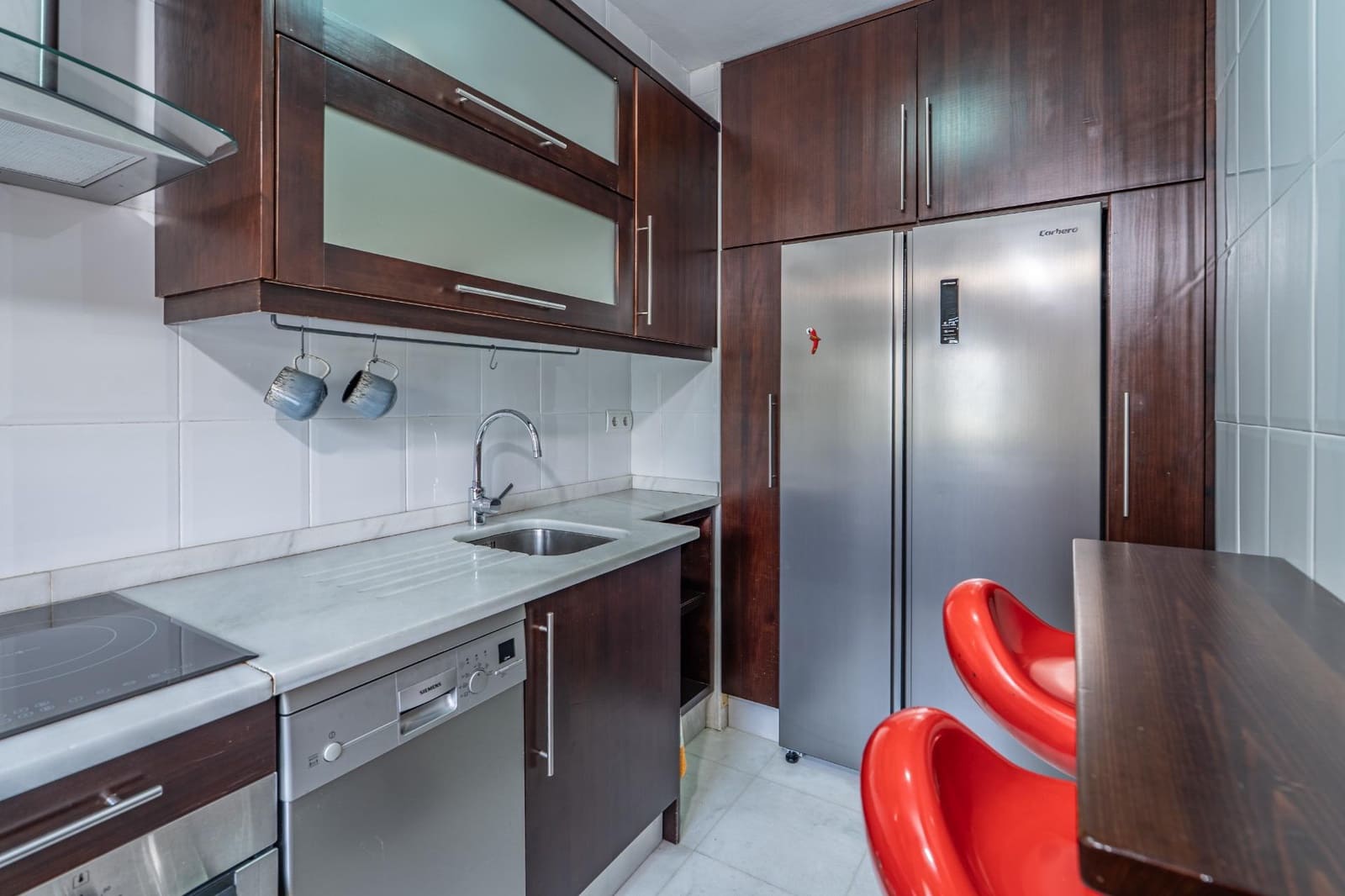 2 bedroom Flat for rent in Seville city with garage - € 1,500 (Ref: 9977418)