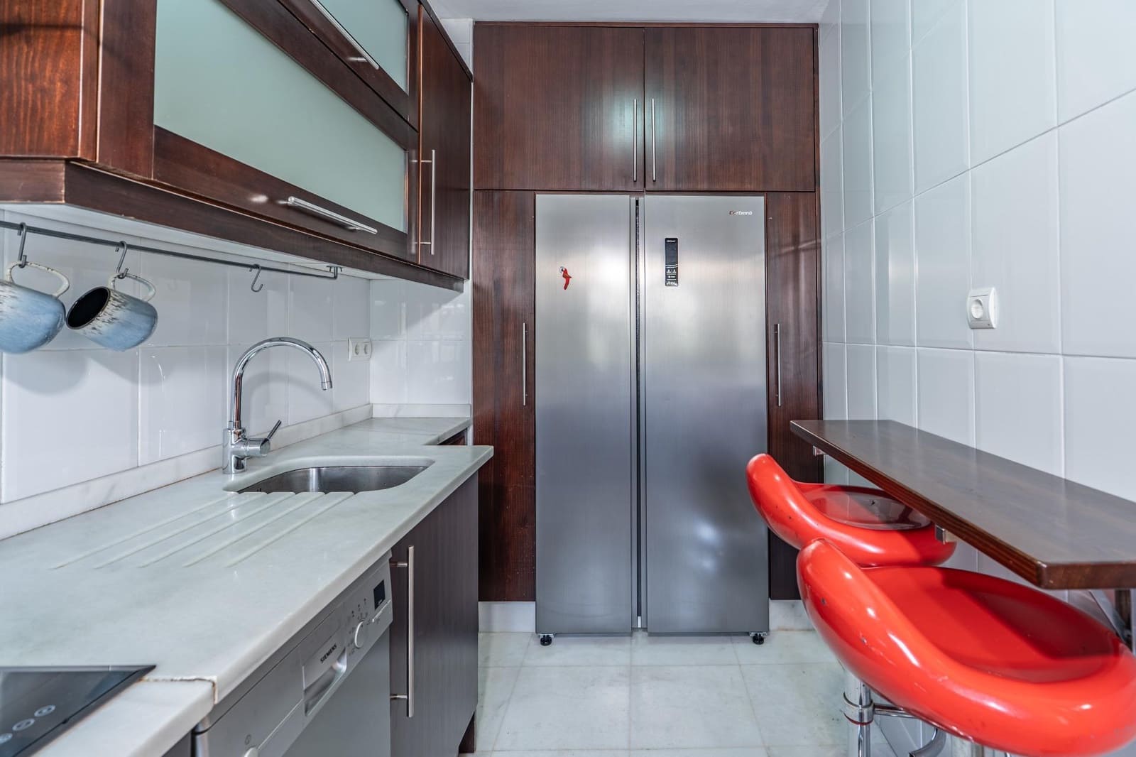 2 bedroom Flat for rent in Seville city with garage - € 1,500 (Ref: 9977418)