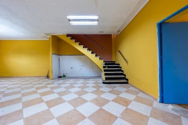Local Commercial à vendre à Pilas avec garage - 170 000 € (Ref: 9985067)