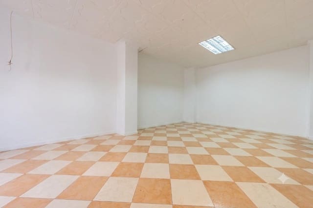 Local Commercial à vendre à Pilas avec garage - 170 000 € (Ref: 9985067)