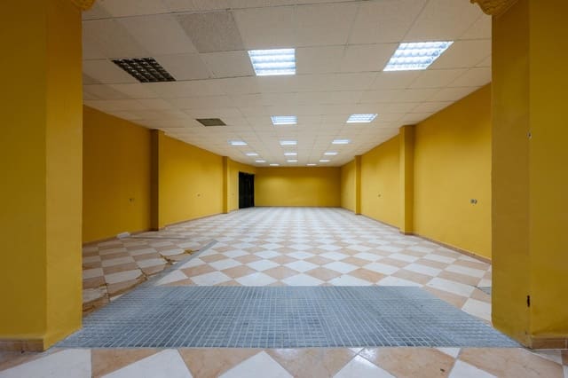 Local Commercial à vendre à Pilas avec garage - 170 000 € (Ref: 9985067)