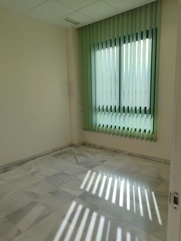 3 quarto Escritório para arrendar em Sevilha cidade - 490 € (Ref: 9986952)