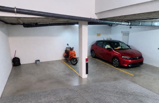 Garage zu verkaufen in Sevilla Stadt - 60.000 € (Ref: 9986955)