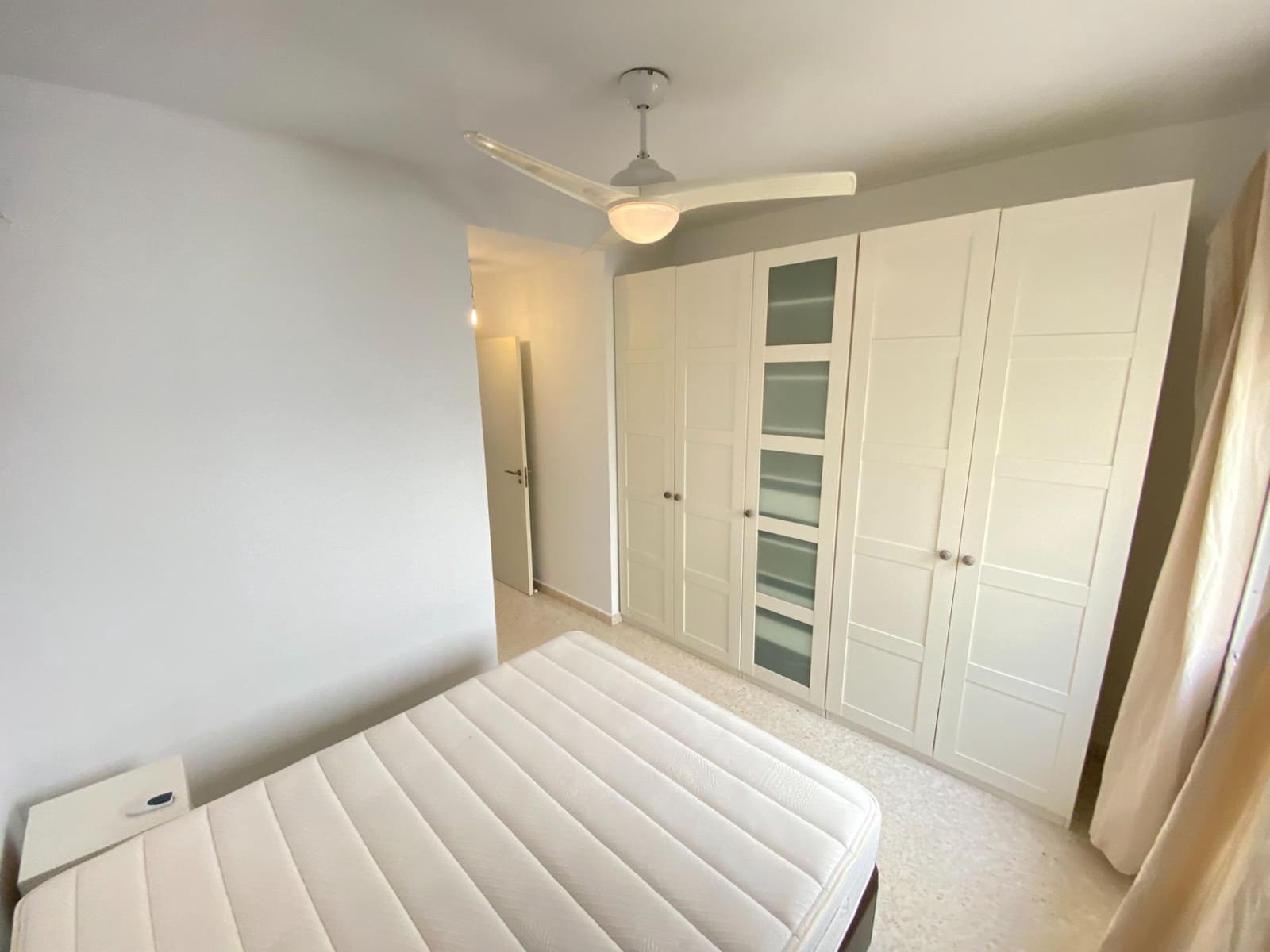 Appartement de 3 chambres à louer à Seville ville avec garage - 900 € (Ref: 9995813)