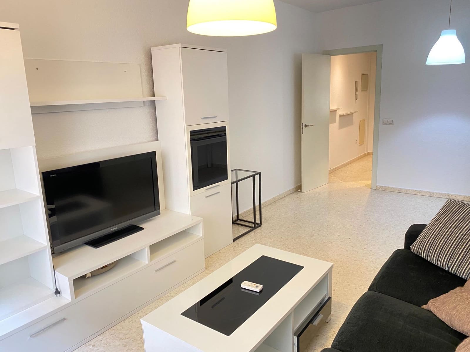 Appartement de 3 chambres à louer à Seville ville avec garage - 900 € (Ref: 9995813)