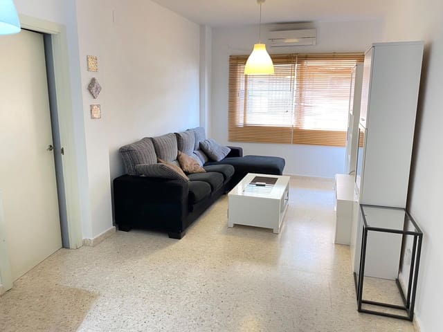 Appartement de 3 chambres à louer à Bellavista, Séville ville avec garage - 900 € (Ref: 9995813)
