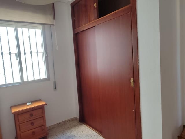 3 Zimmer Wohnung zu vermieten in Nervión, Sevilla Stadt - 1.100 € (Ref: 9999674)