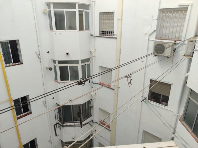 3 Zimmer Wohnung zu vermieten in Nervión, Sevilla Stadt - 1.100 € (Ref: 9999674)