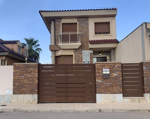 3 soveværelse Villa til salg i El Albujon, Cartagena med swimmingpool - € 259.995 (Ref: 9388630)