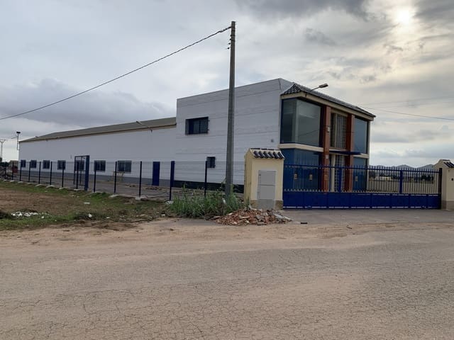 3 bedroom Commercial for sale in Lobosillo, Murcia city with garage - € 380,000 (Ref: 9579026)