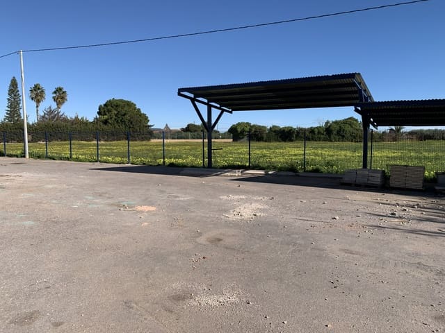 3 bedroom Commercial for sale in Lobosillo, Murcia city with garage - € 380,000 (Ref: 9579026)