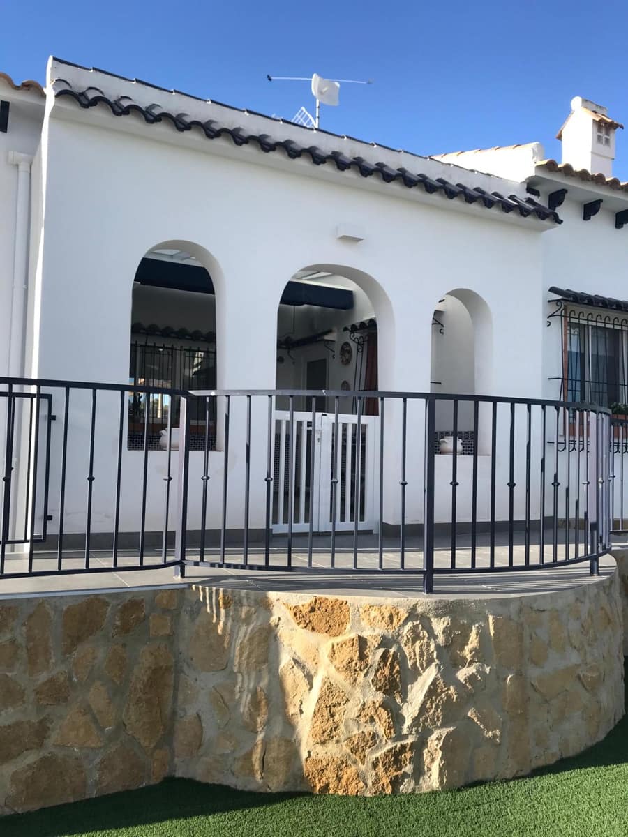 3 soverom Villa til salgs i Gea y Truyols med svømmebasseng garasje - € 319 000 (Ref: 9691419)