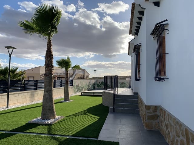 3 soverom Villa til salgs i Gea y Truyols, Murcia by med svømmebasseng garasje - € 319 000 (Ref: 9691419)