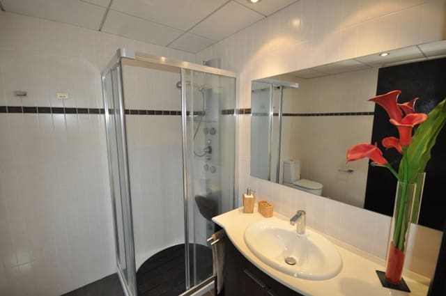 4 soveværelse Byhus til salg i Miami Playa / Miami Platja med swimmingpool garage - € 690.000 (Ref: 10104351)