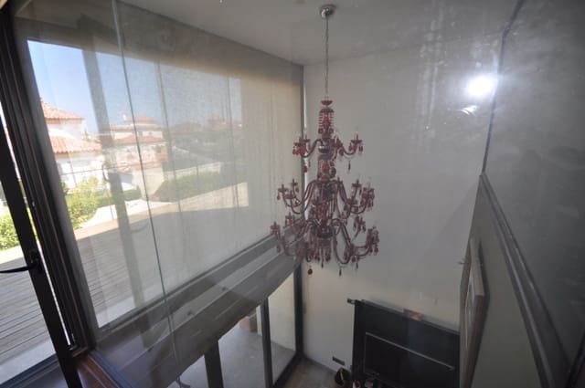 4 soveværelse Byhus til salg i Miami Playa / Miami Platja med swimmingpool garage - € 690.000 (Ref: 10104351)
