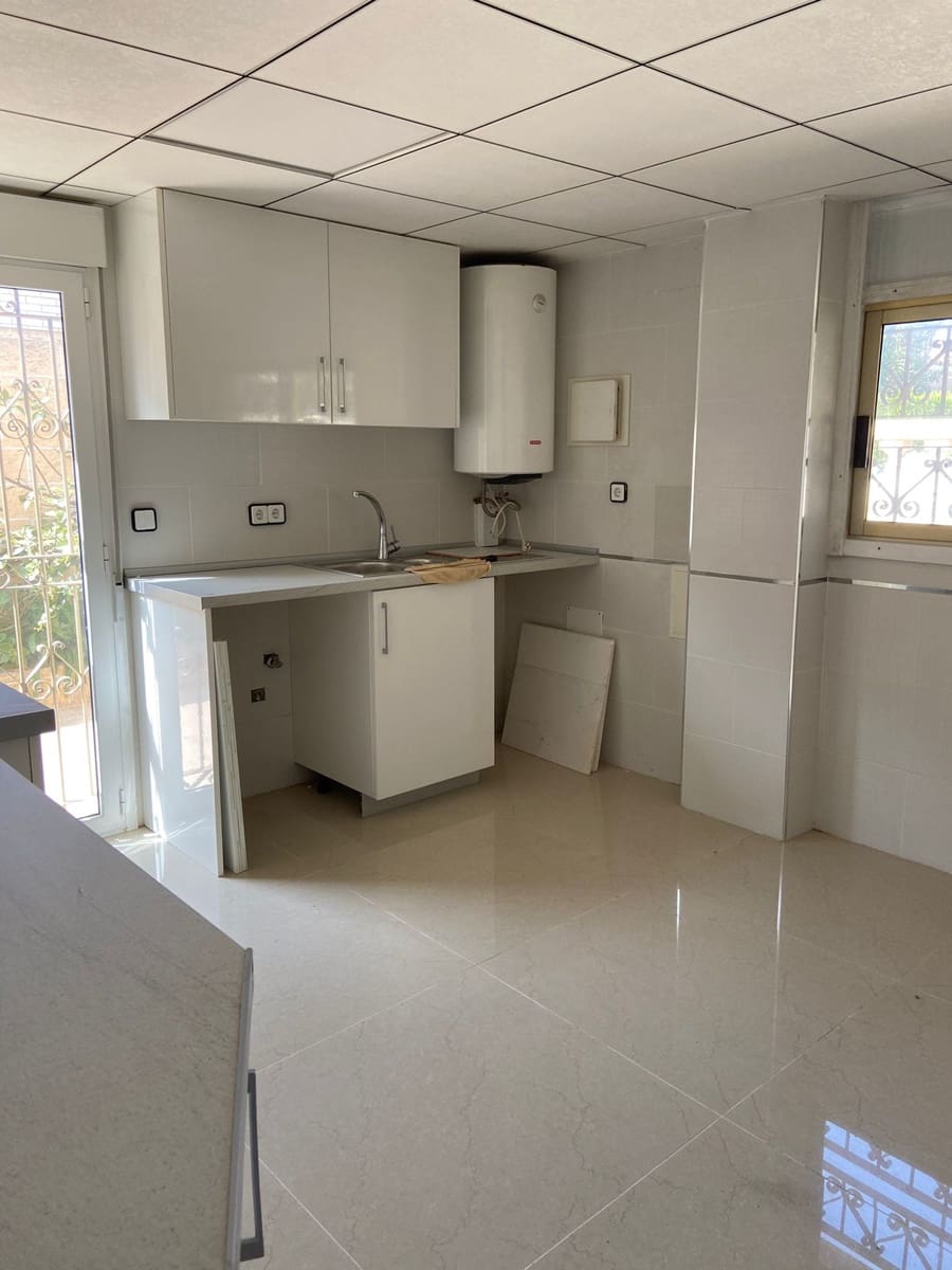 4 makuuhuone Omakotitalo myytävänä paikassa Cambrils - 510 000 € (Ref: 9946684)